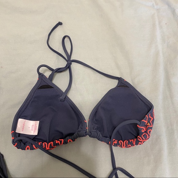 Threaded Artwork Bikini - Picture 5 of 10